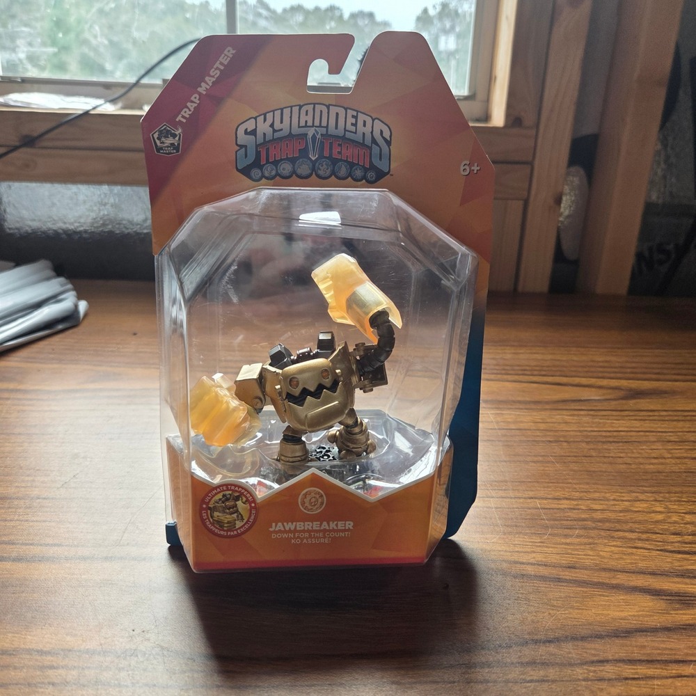 Skylanders Trap Team Jawbreaker Trap Master Tech Figure New Sealed 87001